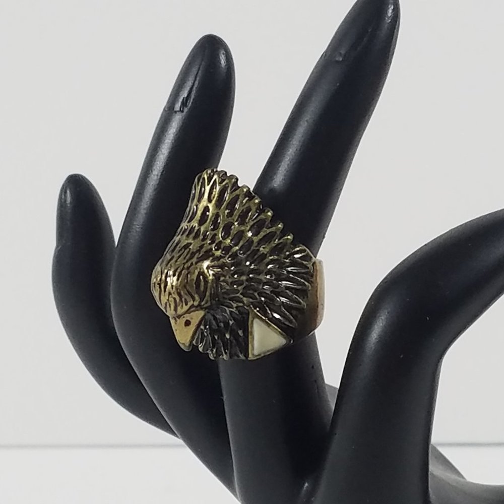 Eagle Bird Knuckle Ring with White Triangles